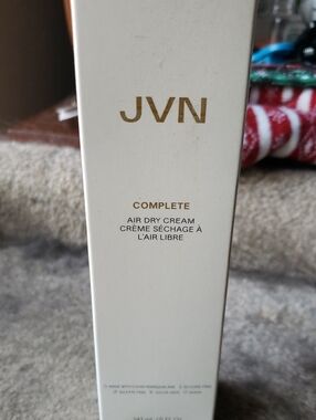 JVN Air Dry Cream – White and Gold Packaging